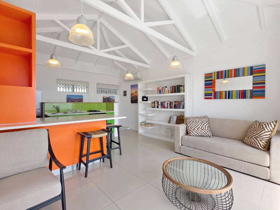 To Let 1 Bedroom Property for Rent in Camps Bay Western Cape